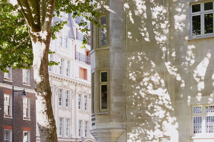 St James's, London. Branding an historic village – dn&co. #ff