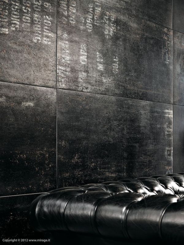 Black wall & sofa #sofa #wall #black