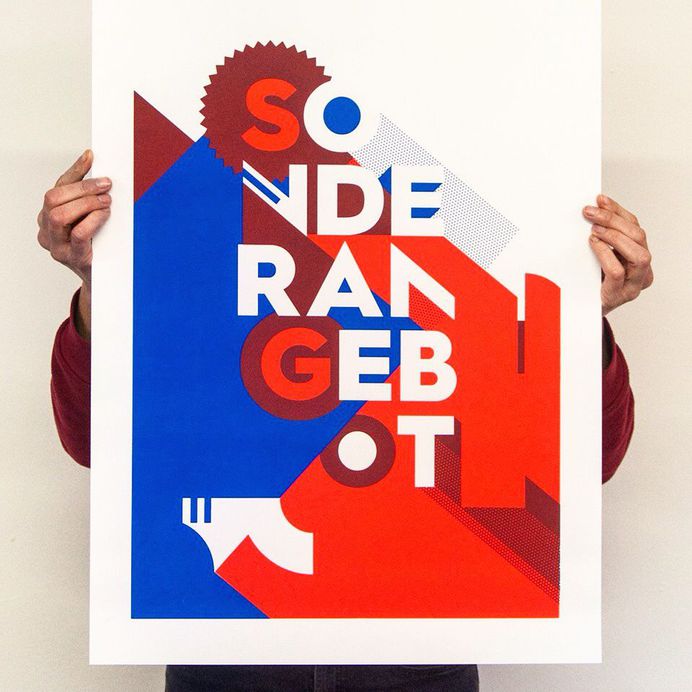 SONDERANGEBOT Our second super sale promotion poster #maximizeprofitsmyass #screenprinting #redandblue