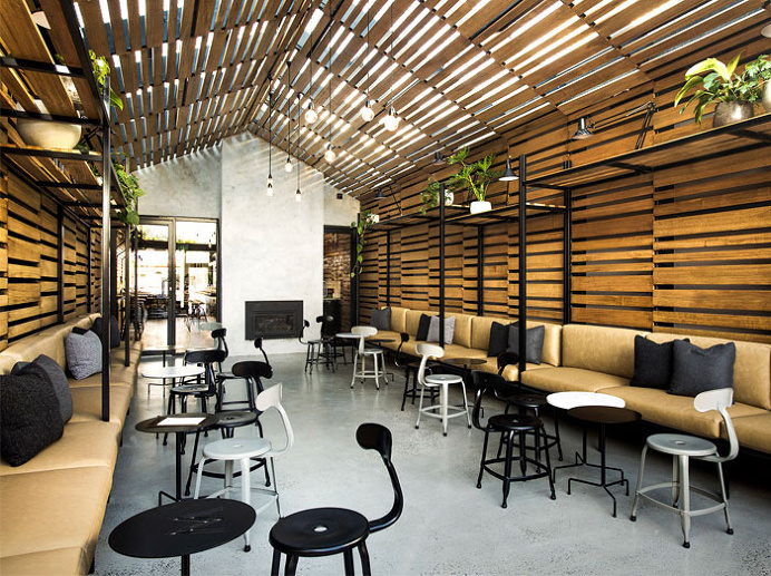 Mellow and Mature Ambiance Located in Old Classic Town of Elwood - #restaurant, #restaurantdesign, #interior, #decor, #architecture,