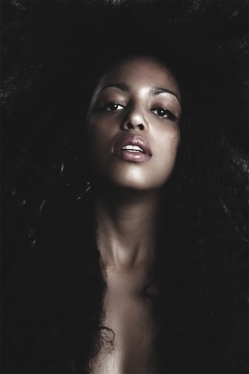 Portrait Aurelie ABAD by Kenyon Manchego » Design You Trust – Design Blog and Community #photography #portrait