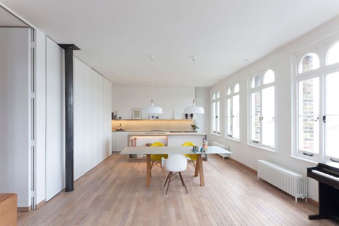 Mortlake Apartment by Giles Reid Architects