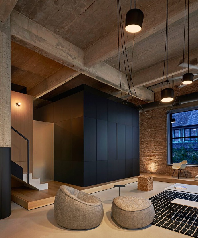 Michigan Loft Inside a Century Old Structure / Vladimir Radutny Architects
