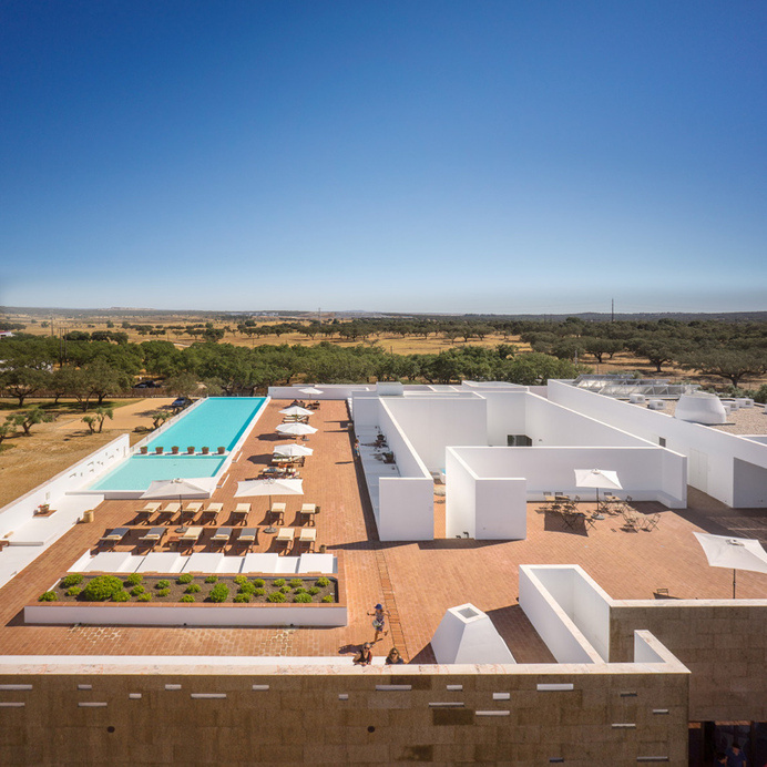 jose carlos cruz arquitecto ecork hotel evora portugal designboom #resort