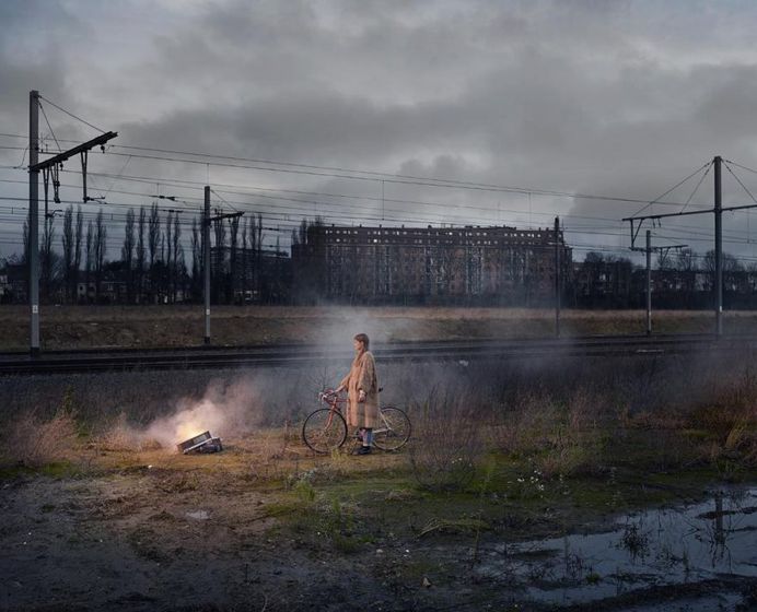 Cinematic and Atmospheric Street Photography by Geert De Taeye