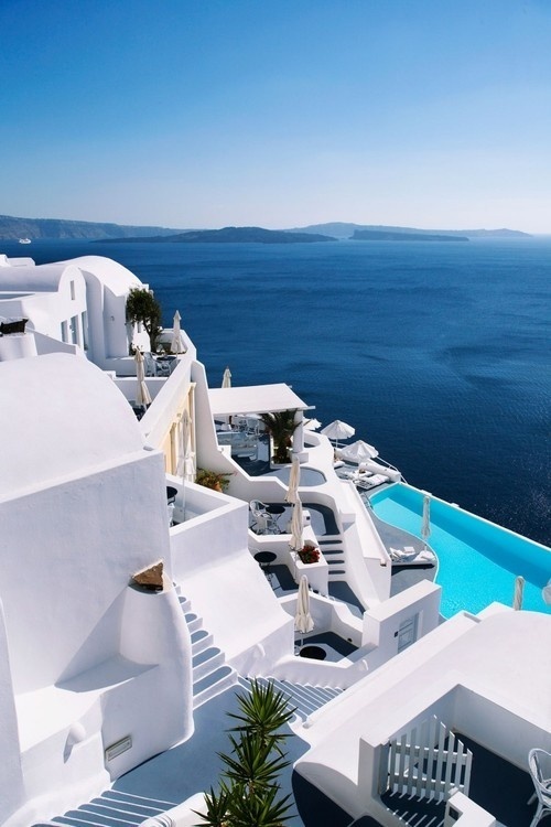 CJWHO ™ (Katikies Hotels is a line of boutique hotels in...) #ocean #santorini #design #landscape #photography #architecture #oia #greece