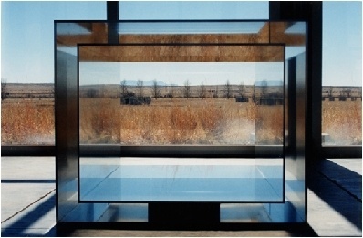 DON'T LOOK #judd #marfa #donald