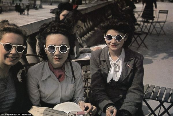 sunglasses #paris #people #photography #vintage #fashion