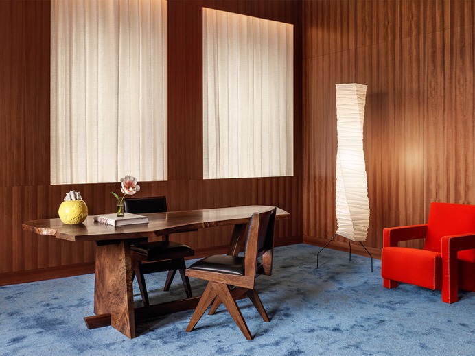 Office in New York by Halleroed