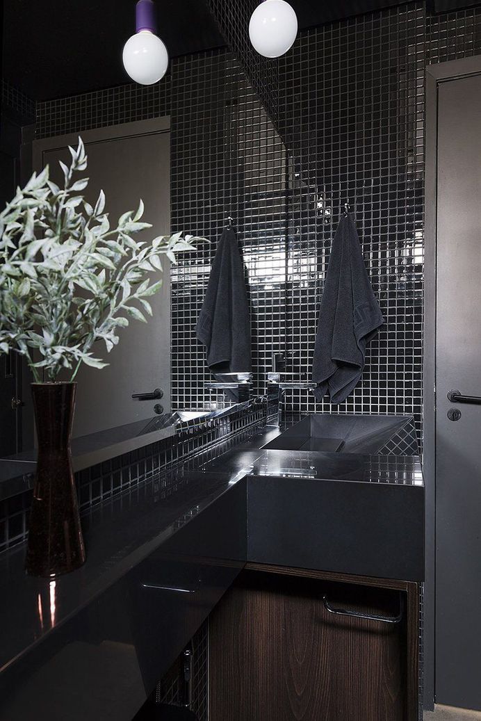 Compartmentalized Apartment Converted into a Completely Integrated Living Space 10