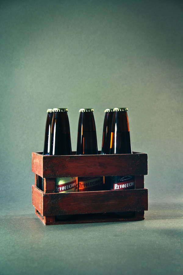 Cerveza Revolución. on Behance #labels #branding #bottles #bar #drinks