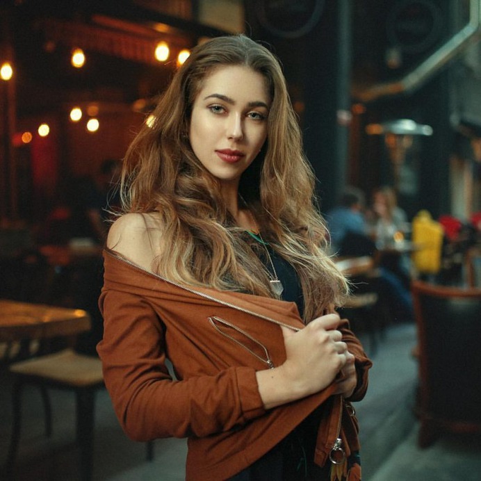Gorgeous Beauty and Street Style Photography by Mutlu Anas
