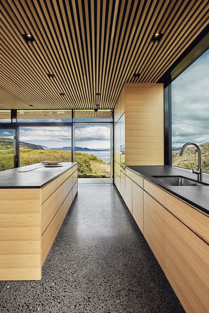 Concrete and Wood Summer House in South Iceland 11