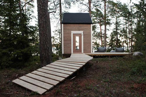 Micro Cabin in Finland Photo #cabin #milk #design