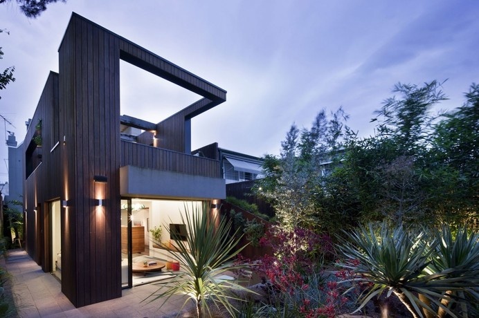 Visual Connection Between New and Old: Fitzroy House by Techne Architects #architecture