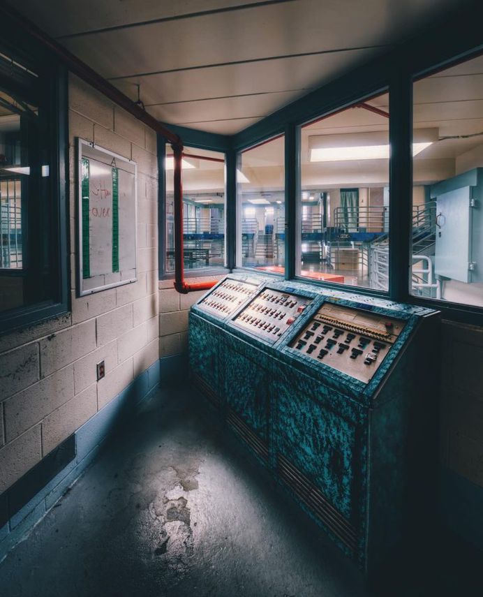 Abandoned Buildings Across America: Photography by Jayson Cassidy