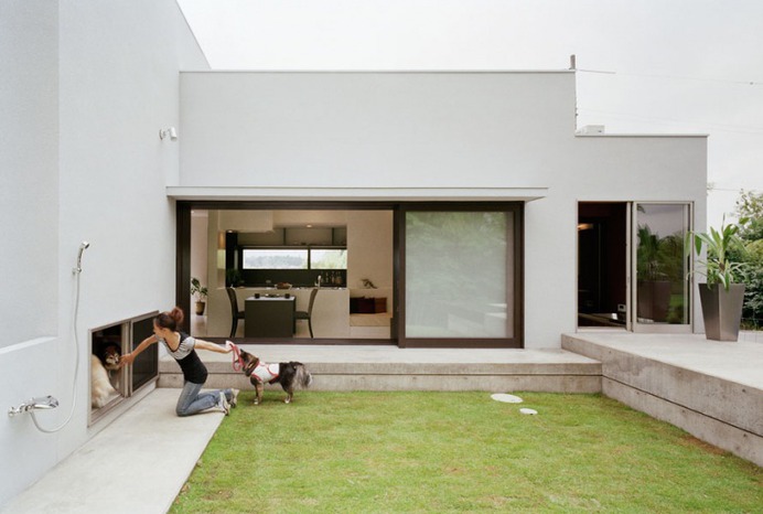 FORM: Little House | Sgustok Design