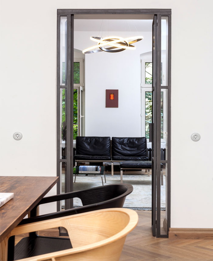 Brew Box by Itay Friedman Architects