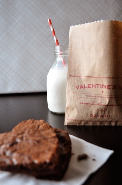 Twig & Thistle » DIY Valentine's Day Brownie Bags #straw #design #brownie #photograph #milk