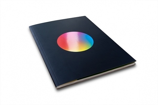 bl_katalog_cover03.jpg 580×387 pixels #bleed #book #light #circle #beyond