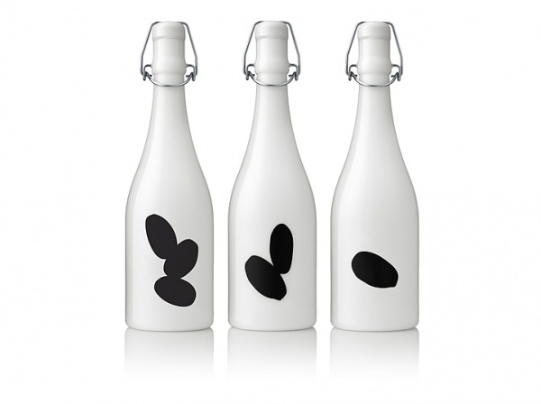 Packaging | Stockholm Design Lab #sdl #white #bottle #packaging #black #minimalism #seed #identity #sake #ginjo