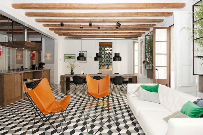 Refurbished apartment in Barcelona
