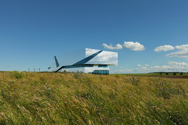 CJWHO ™ (holzer kobler complete the reflective palaon...) #design #germany #landscape #architecture #holzer #kobler