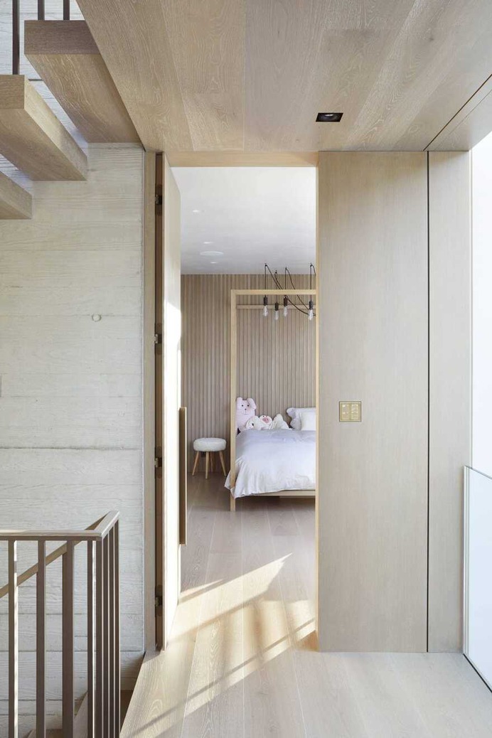 bedroom / Cousins & Cousins