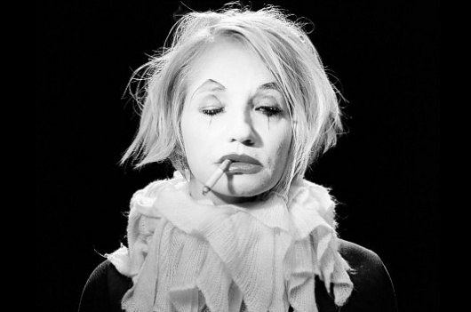 shit-year-ellen-barkin-smoking-ef335.jpg (JPEG Image, 535x355 pixels) #ellen #year #noir #shit #barkin