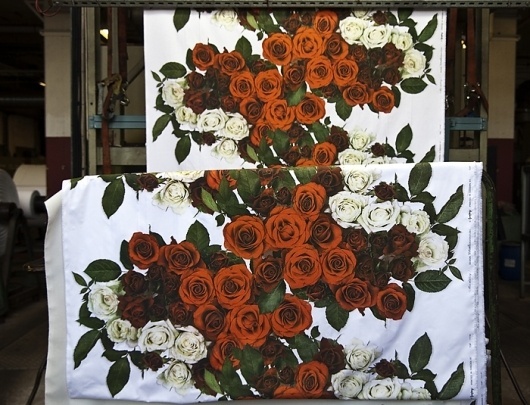 8.jpg (700×535) #roses #photography #pattern #textile