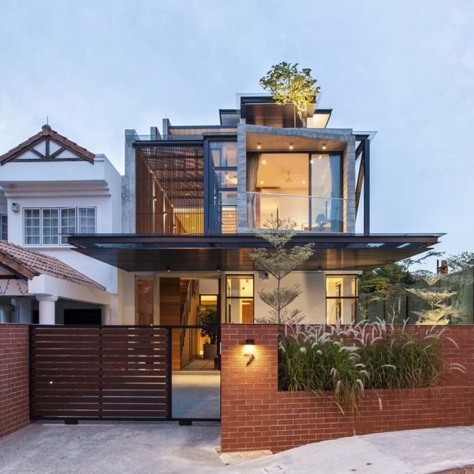 7 Jalan Remis / Aamer Architects