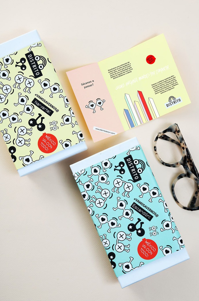 Somos Distrito Identity - Mindsparkle Mag Yeye Design designed the brand identity for Somos Distrito. Beautiful lenses to catch the eye when you go through the streets. #logo #packaging #identity #branding #design #color #photography #graphic #design #gallery #blog #project #mindsparkle #mag #beautiful #portfolio #designer