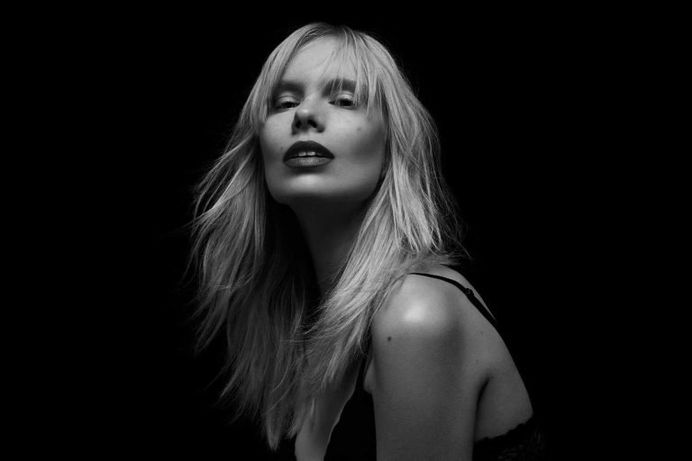 Gorgeous Beauty Portrait Photography by Anna Mårtensson