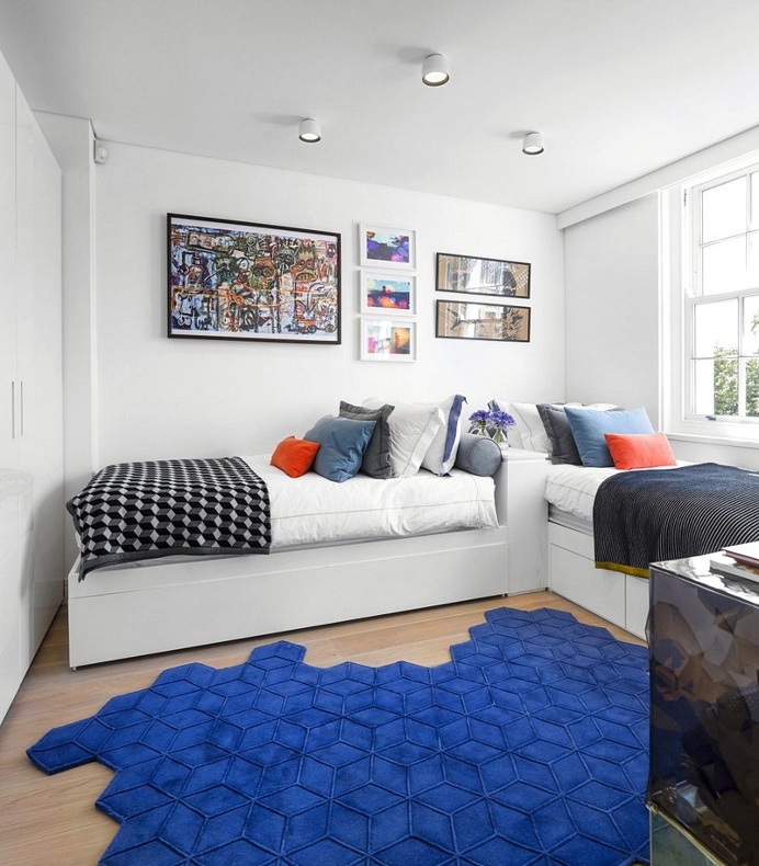 Search London Penthouse Renovation for a Young Art-Collector Couple