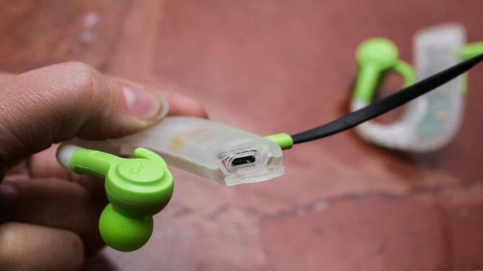 BlueAnt Pump Wireless HD Sportbuds #tech #flow #gadget #gift #ideas #cool