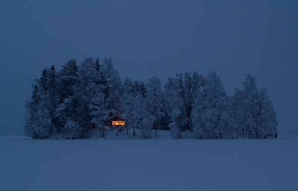 Cabin Porn #landscape #island #cabin #twilight #winter
