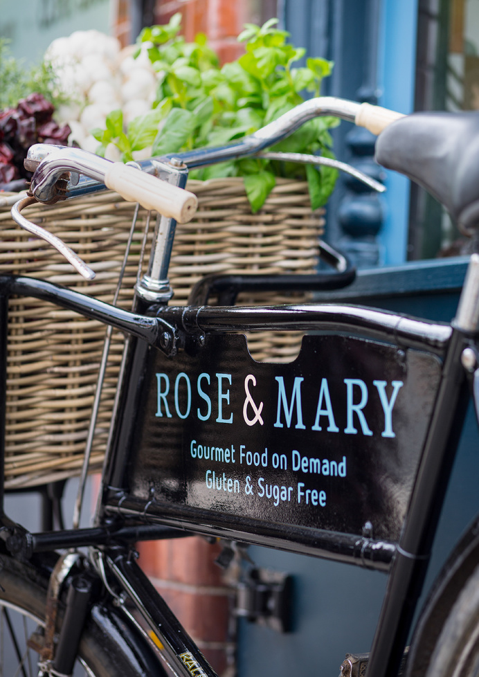 rose & mary branding stationery graphic design cooking cook eat restaurant deluxe luxury minimal print menu business card mindsparkle mag wo