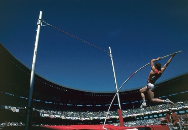 Sergei Bubka, Pole Vault Gold Medalist #photography #port
