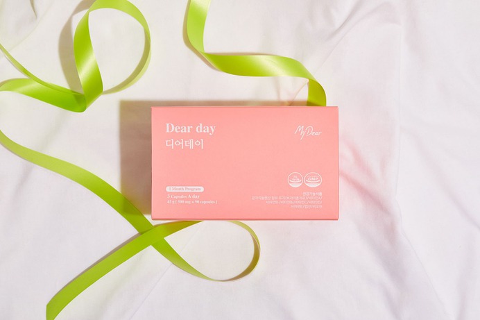 Mydear Branding Packaging - Mindsparkle Mag AURG Studio developed this beautiful branding and packaging project for Mydear. For the project, they used a pastel palette and fresh colors as well as modern yet clear typography to achieve a clean, simple but still elegant approach for the brand. #logo #packaging #identity #branding #design #color #photography #graphic #design #gallery #blog #project #mindsparkle #mag #beautiful #portfolio #designer
