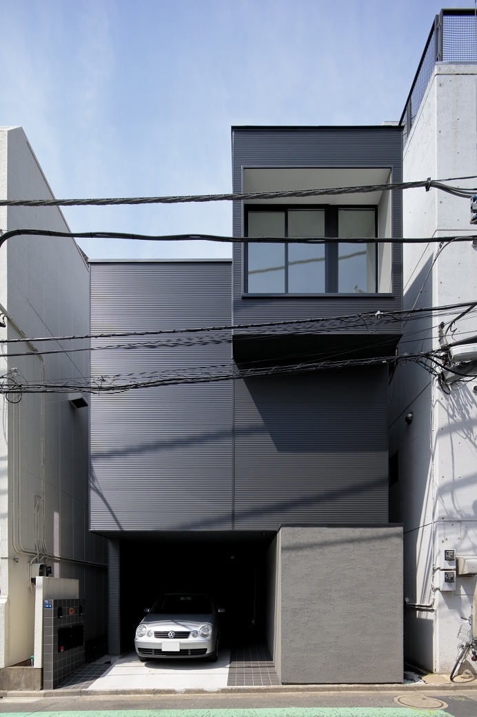 House in Higashiazabu by PANDA
