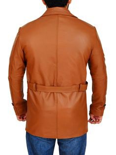 The sweeping, #melodramatic saga of three brothers, their powerful father, and a #beautiful #woman, the popular period drama "Legends of the Fall". See Brad Pitt Leather Coat, He performed as Tristan Ludlow. #bradpitt #legendsofthefall #leathercoat #film #drama #tristanludlow #browncoat #brownleathercoat #style #fashion