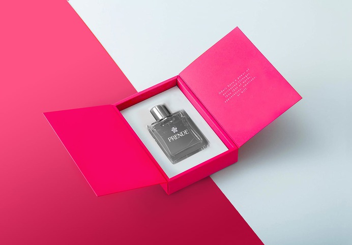 Prende Identity & Packaging - Mindsparkle Mag Beautiful identity an packaging for the perfume brand Prende, by Leandra Rexhepi in Pristina, Kosovo. #branding #corporate #design #identity #color #photography #graphic #design #gallery #blog #project #mindsparkle #mag #beautiful #portfolio #designer