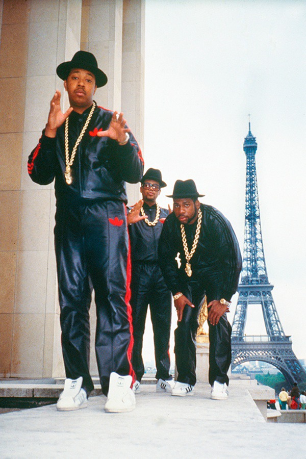 Run dmc en paris junto torre eiffel