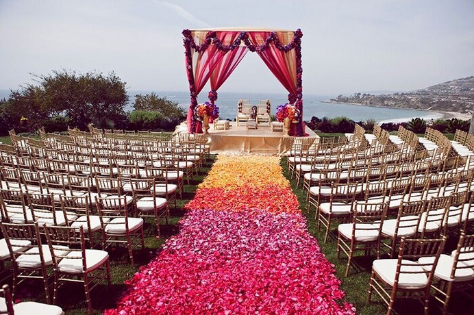 Trendy wedding flower decoration for stage