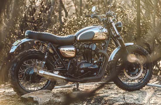 Deus' newest bike, the Wishbones #KawasakiW650 #Wishbones #Deus #DeusExMachina