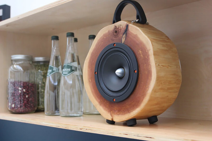 Wooden Speakers 'Rockit Log' Created From Reclaimed Wood > FREEYORK