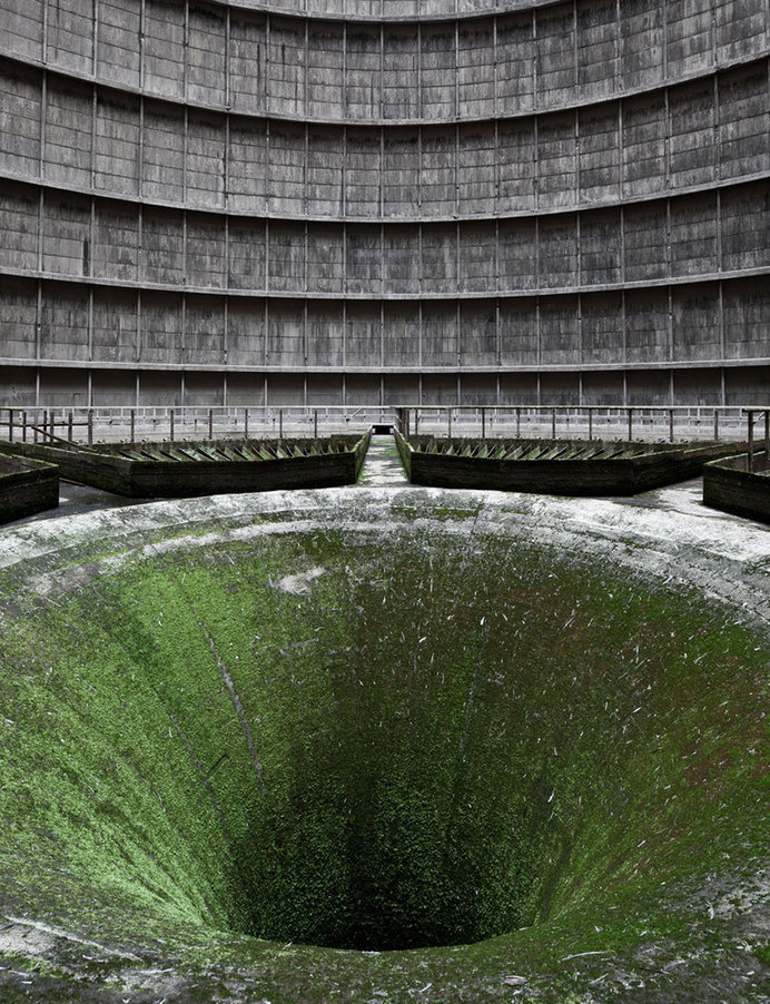 nature-reclaiming-abandoned-places-29 #abandoned #photography
