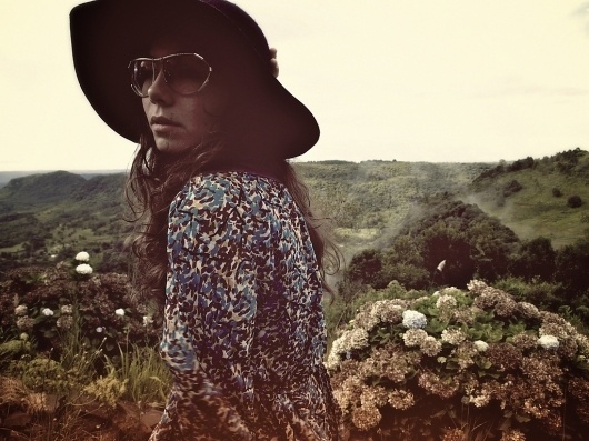 Gramado | Flickr - Photo Sharing! #glasses #photography #woman #nature
