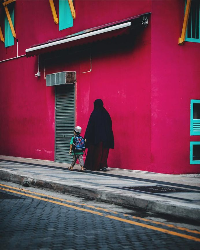 Moody Moments From Around The World: Street Portraits by David Sark