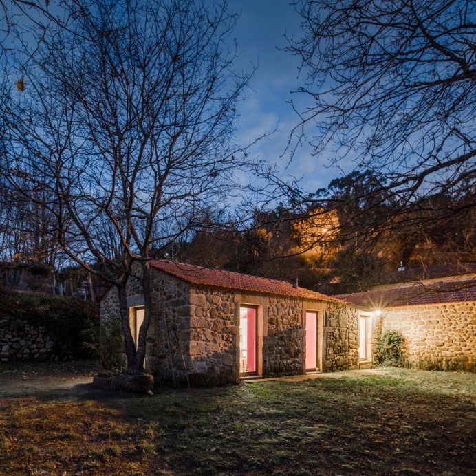 1699 Farmer House Redesigned for Modern Rural Tourism